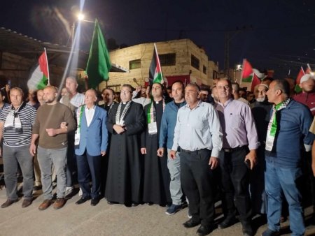 بلدية الزبابدة والقوى الوطنية والاسلامية ولجنة الطوراىء ينظمون مسيرة حاشدة ضد جرائم الاحتلال في غزة